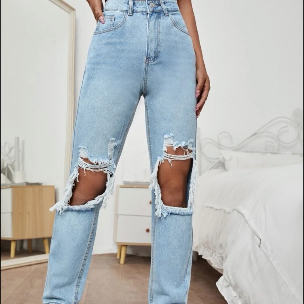 Shein Straight Jeans - Size 2 never worn